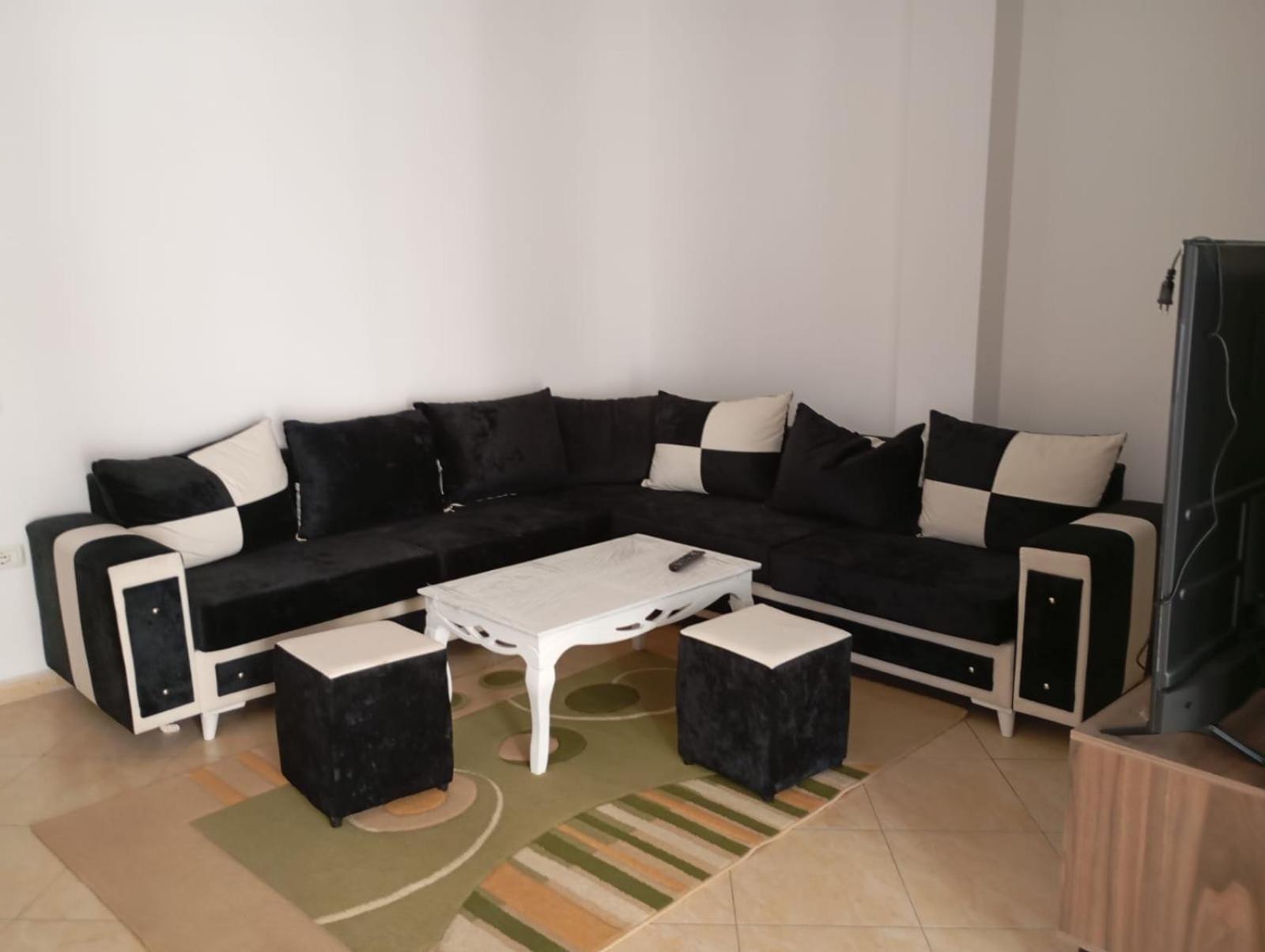 Royal Opposite Nalu Restaurant Apartamento *